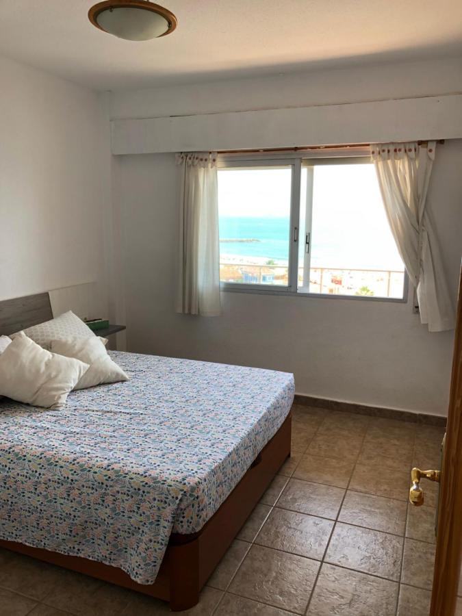 Apartamento En La Playa Apartamento Valência Exterior foto